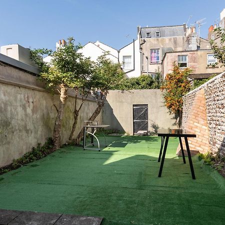 Quality Stay Rooms Hove Esterno foto