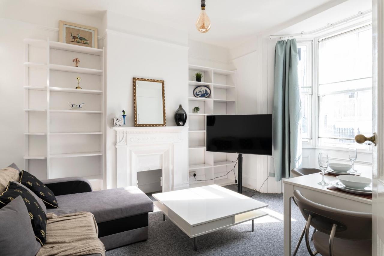 Quality Stay Rooms Hove Esterno foto
